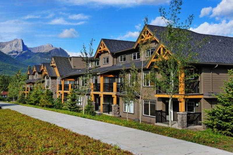 Copperstone Resort By Clique Canmore Eksteriør billede