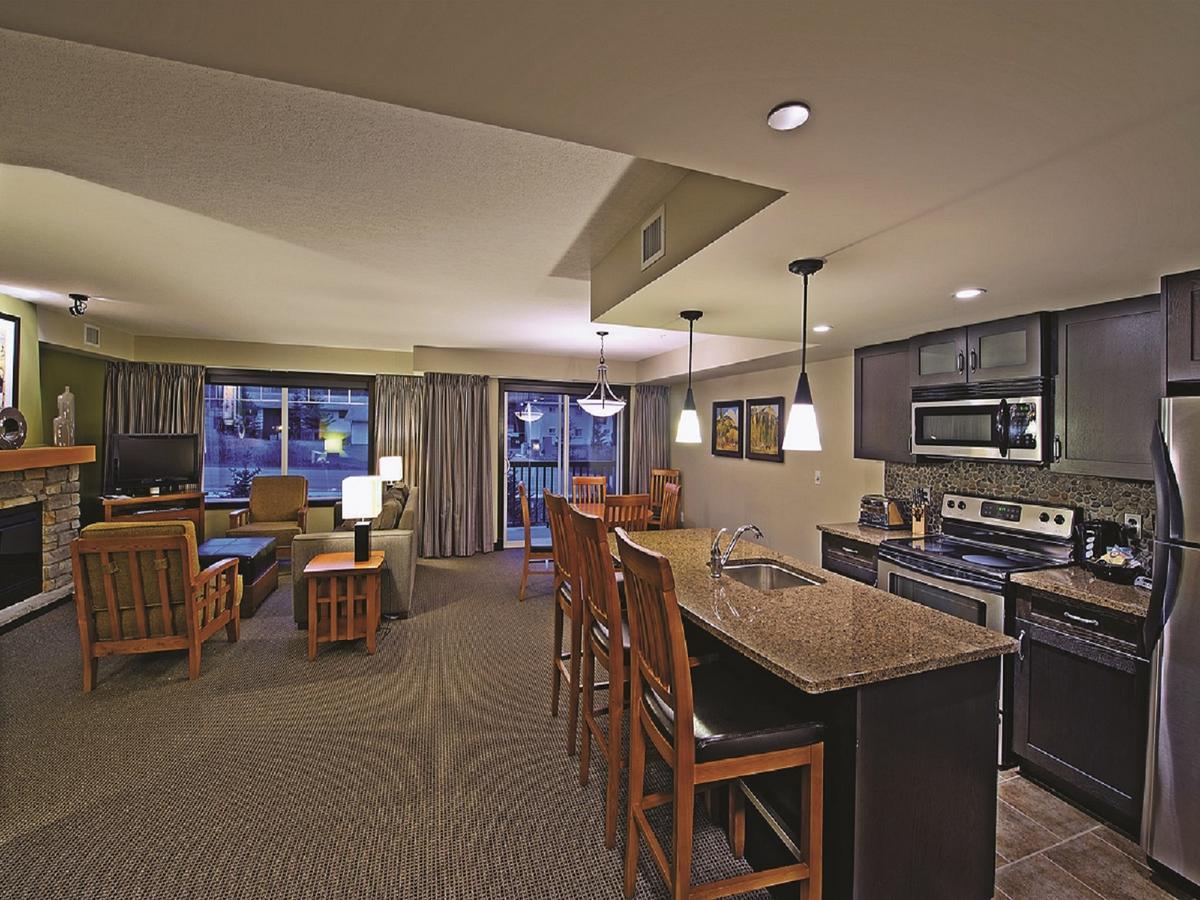 Copperstone Resort By Clique Canmore Eksteriør billede