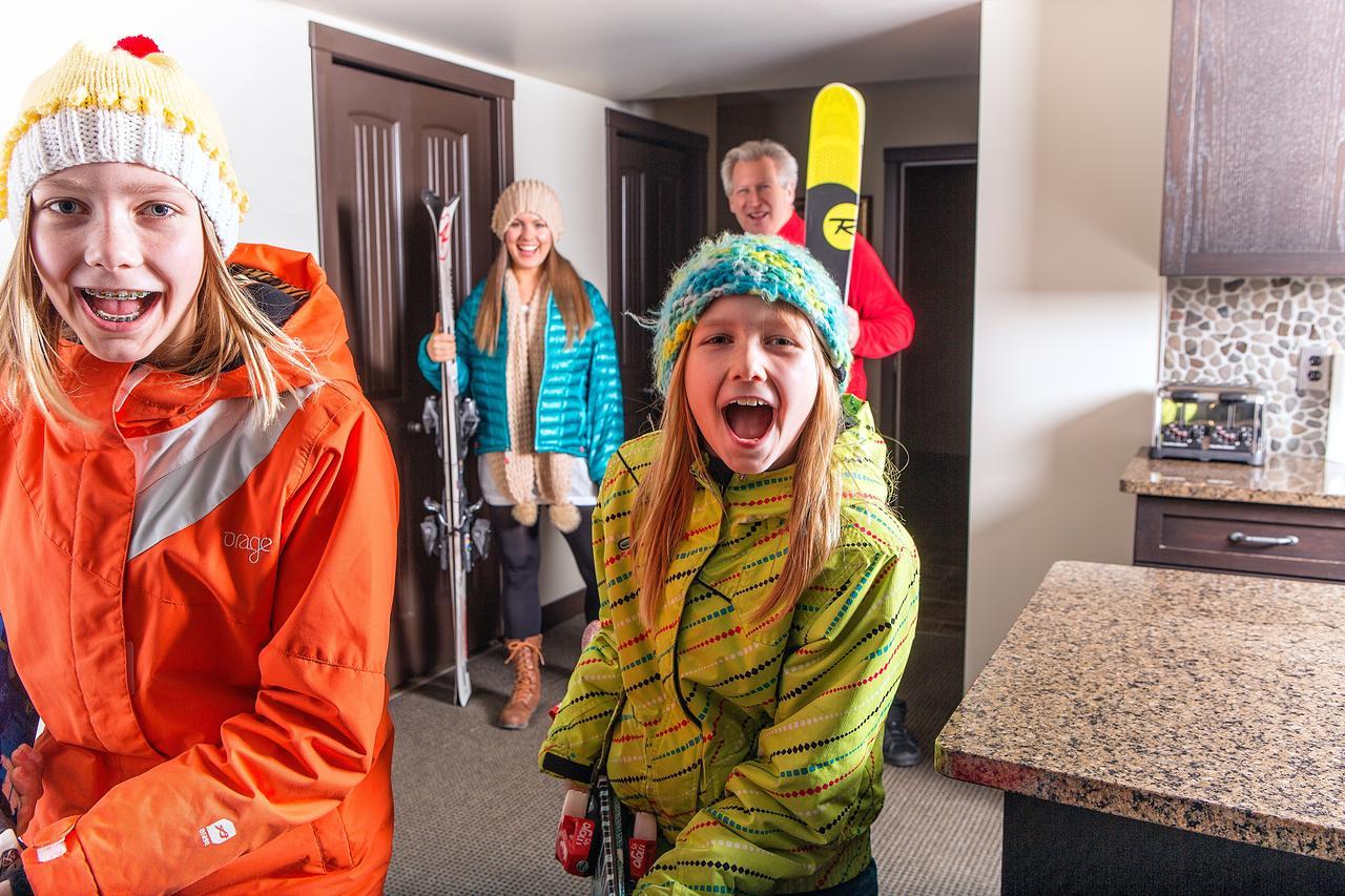 Copperstone Resort By Clique Canmore Eksteriør billede