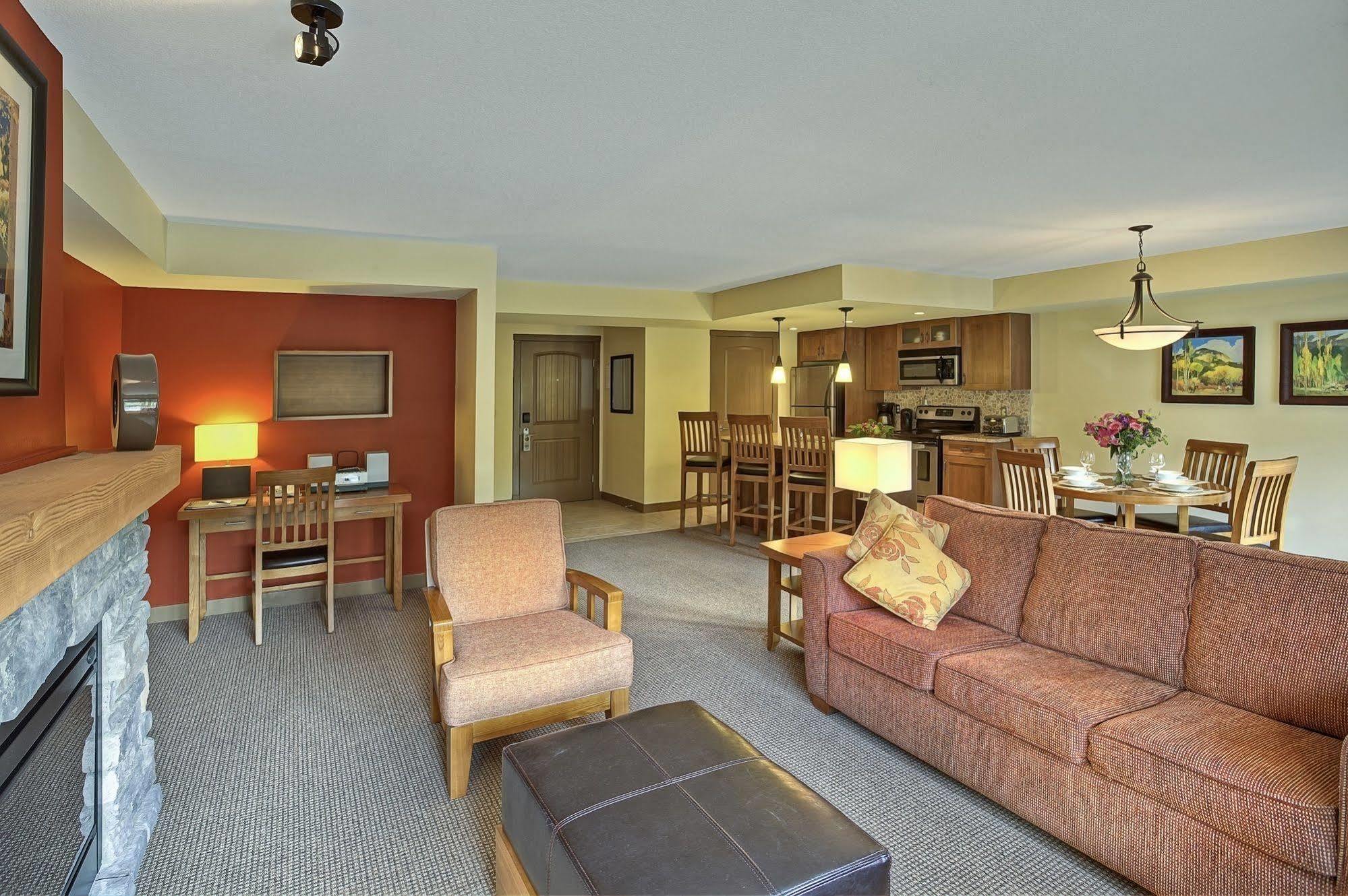 Copperstone Resort By Clique Canmore Eksteriør billede