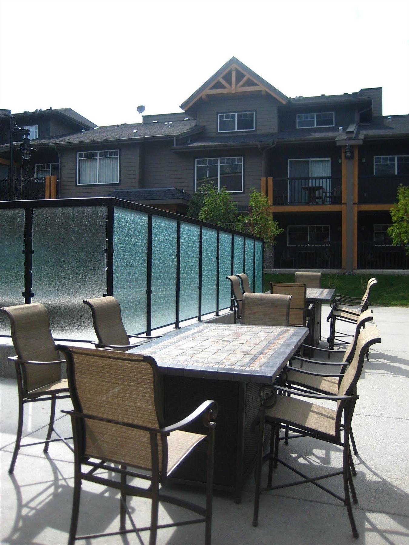 Copperstone Resort By Clique Canmore Eksteriør billede